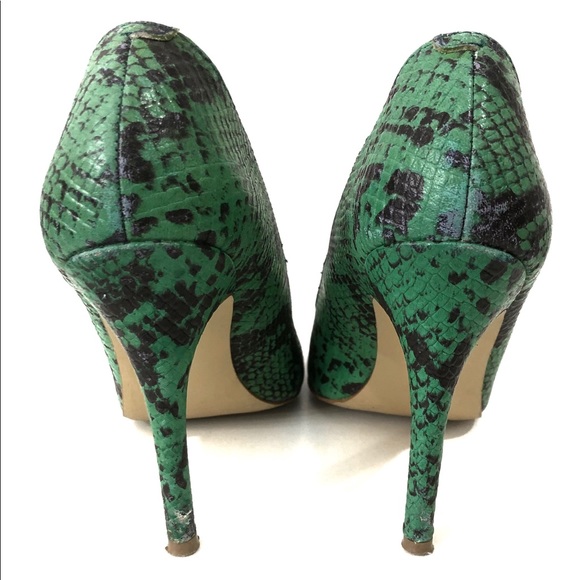 Steve Madden Green Snakeskin Aspiree Heels - Picture 5 of 7